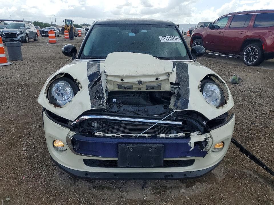 2017 MINI COOPER 5