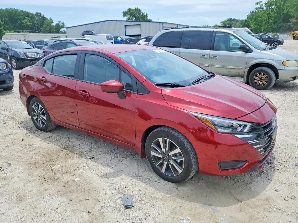 2025 NISSAN VERSA SV 4