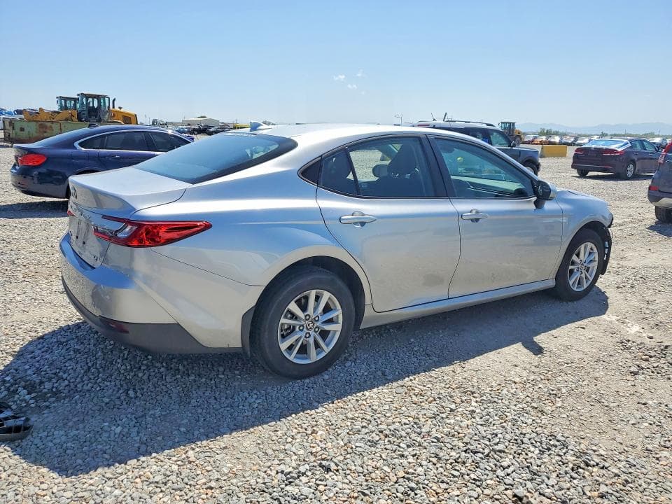 2025 TOYOTA CAMRY LE 3