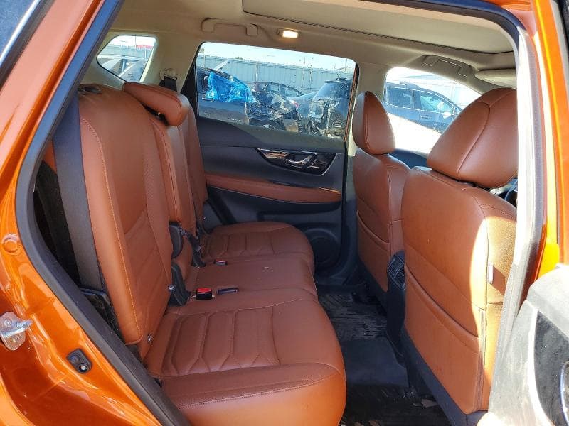 2019 NISSAN ROGUE SL 11