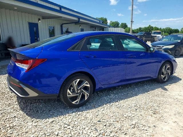 2025 HYUNDAI ELANTRA SEL SPORT 3