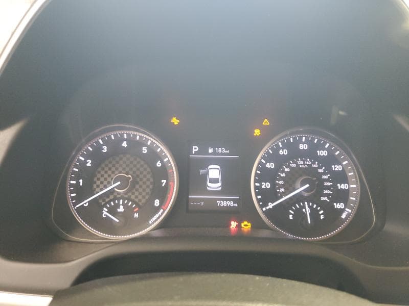 2020 HYUNDAI ELANTRA SE 9