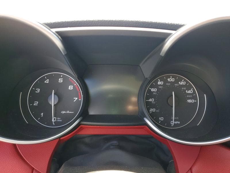2017 ALFA ROMEO GIULIA 9