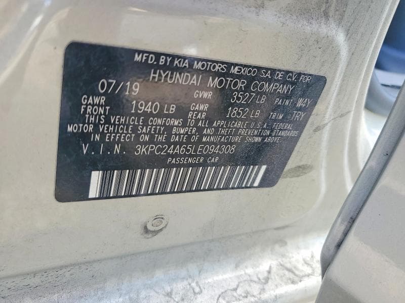 2020 HYUNDAI ACCENT SE 12