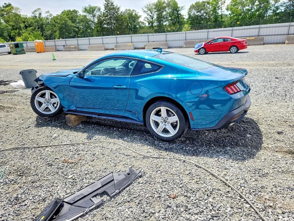 2026 FORD MUSTANG 2