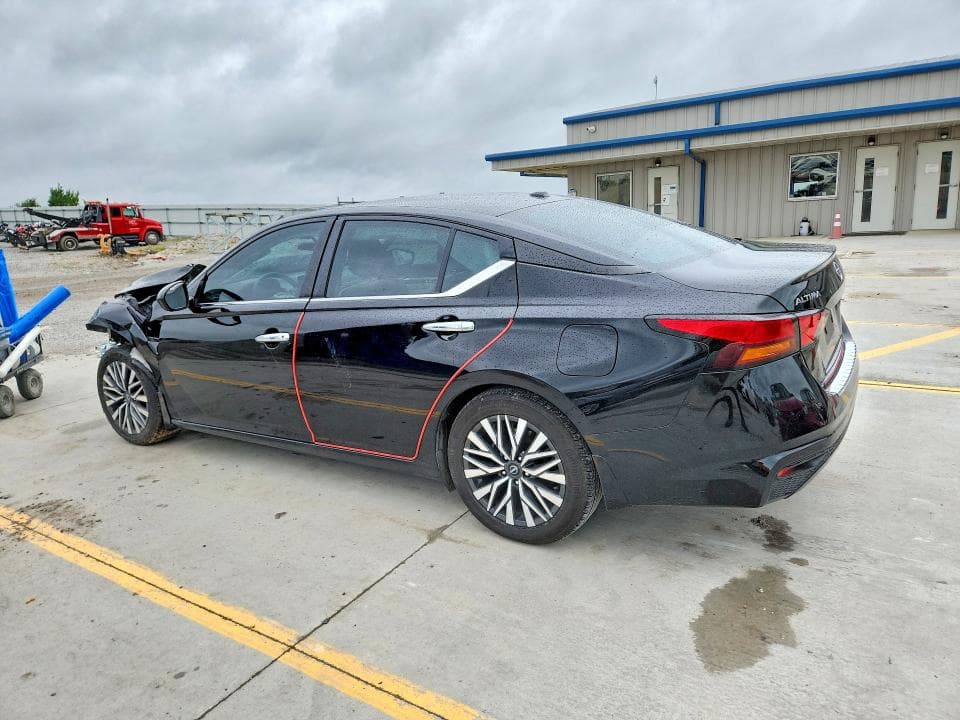 2023 NISSAN ALTIMA SV 2