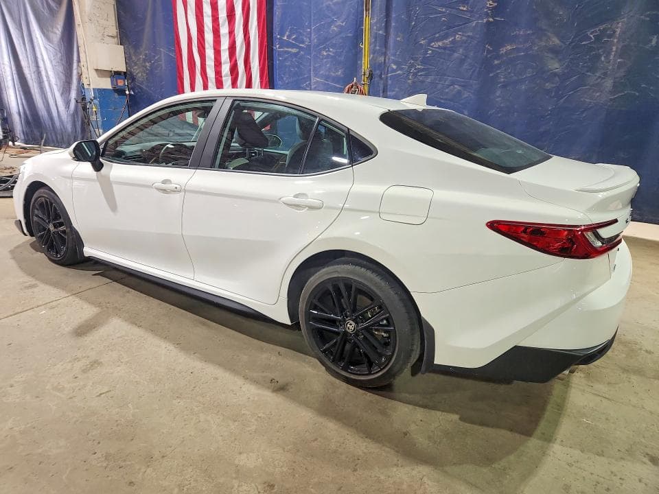 2025 TOYOTA CAMRY SE 2
