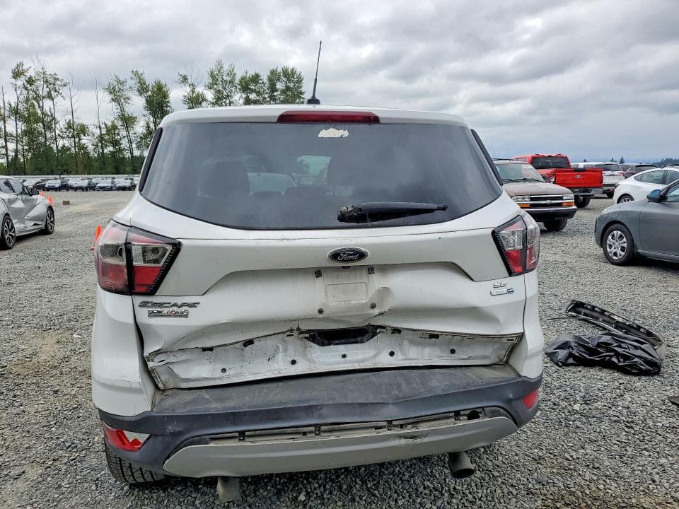 2017 FORD ESCAPE SE 6