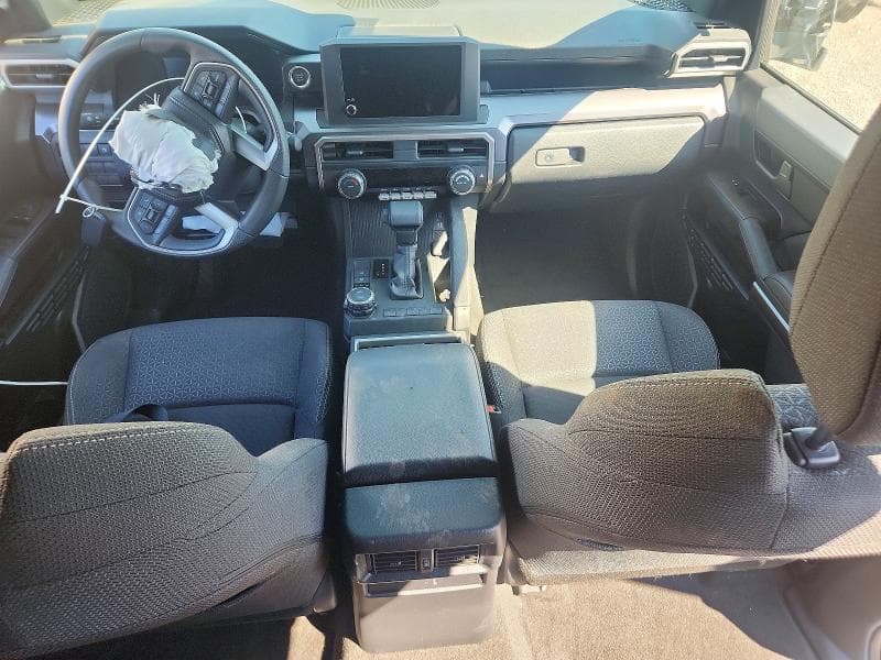 2026 TOYOTA 4RUNNER SR5 8