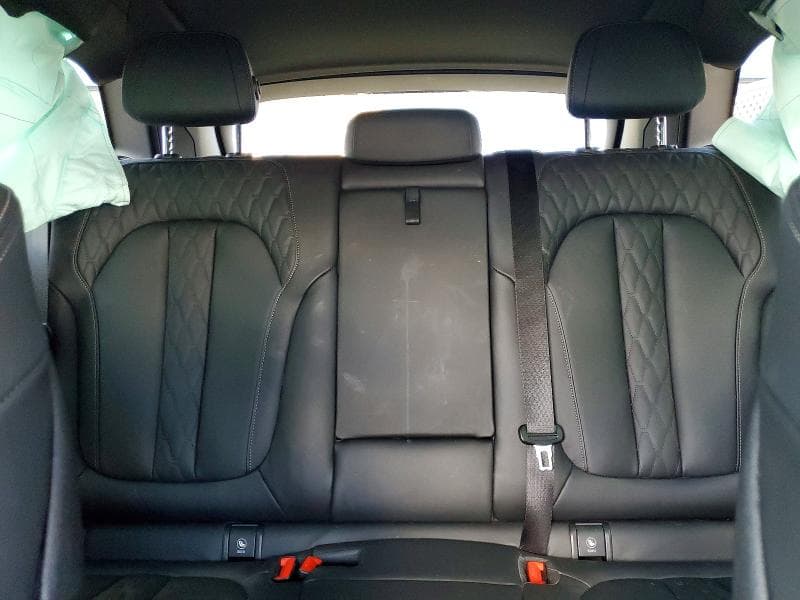 2026 BMW X5 XDRIVE50E 10