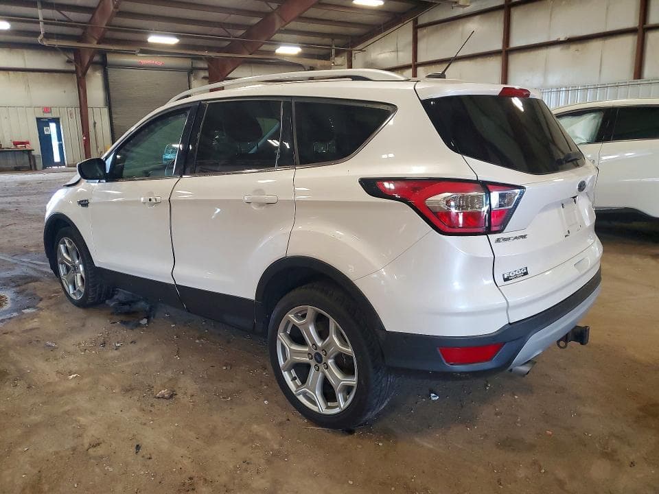 2017 FORD ESCAPE TITANIUM 2