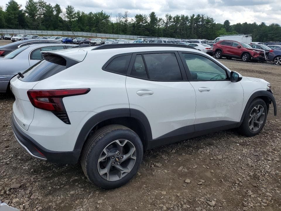 2026 CHEVROLET TRAX 1LT 3