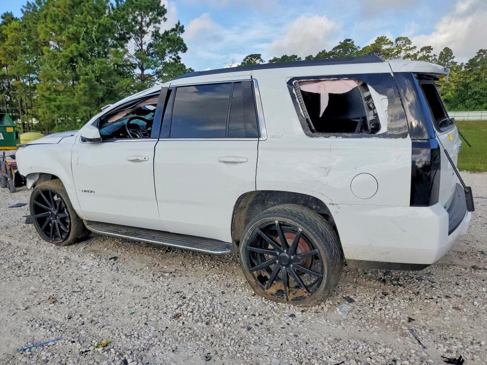 2020 GMC YUKON SLT 2