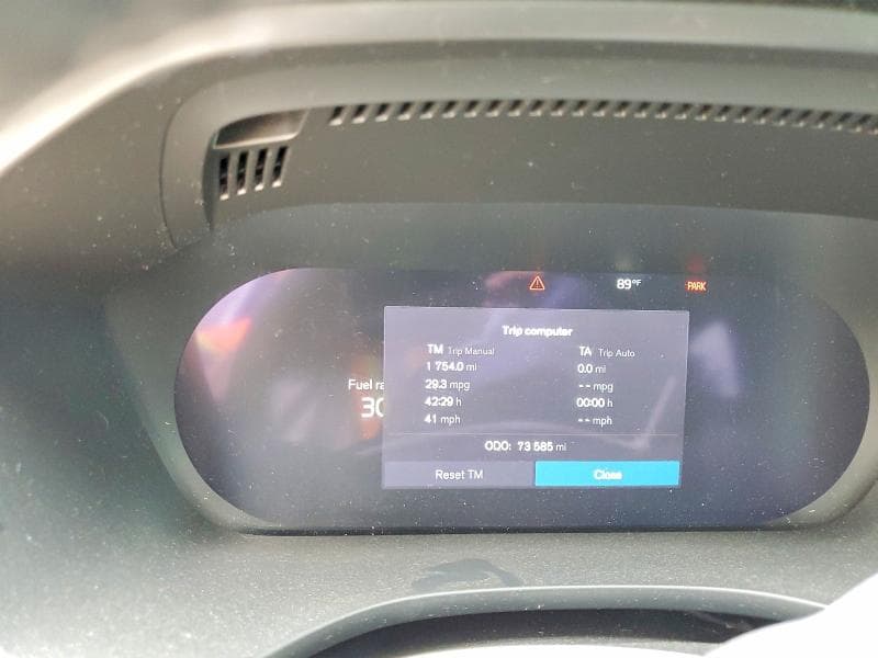 2022 VOLVO XC60 B5 MOMENTUM 9