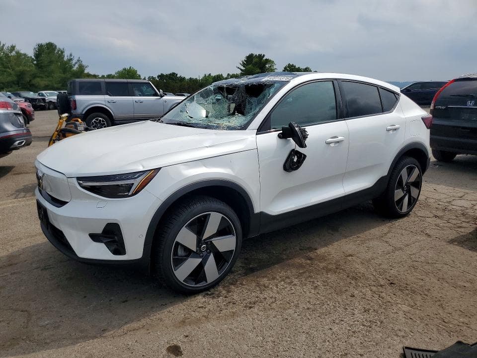 2023 VOLVO C40 RECHARGE ULTIMATE