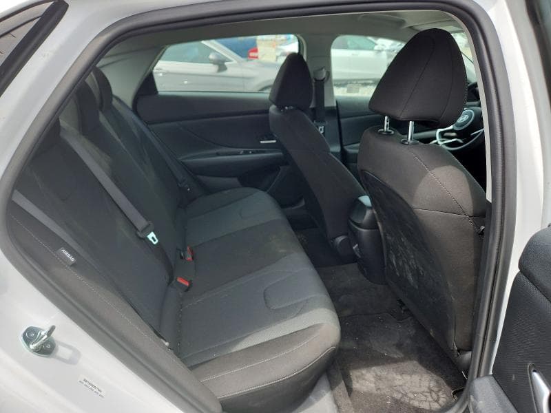 2025 HYUNDAI ELANTRA SE 10