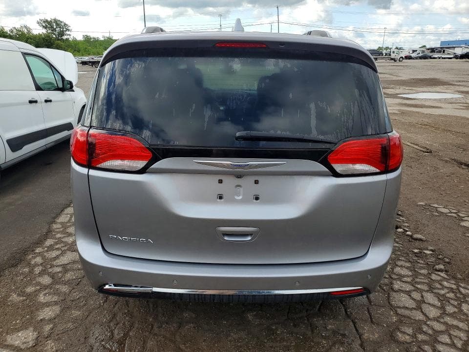 2017 CHRYSLER PACIFICA LX 6