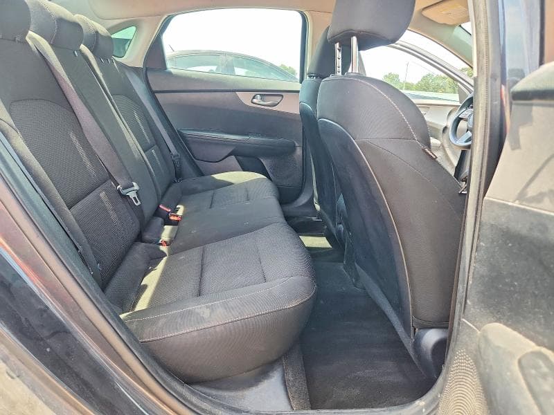 2019 KIA FORTE LXS 10