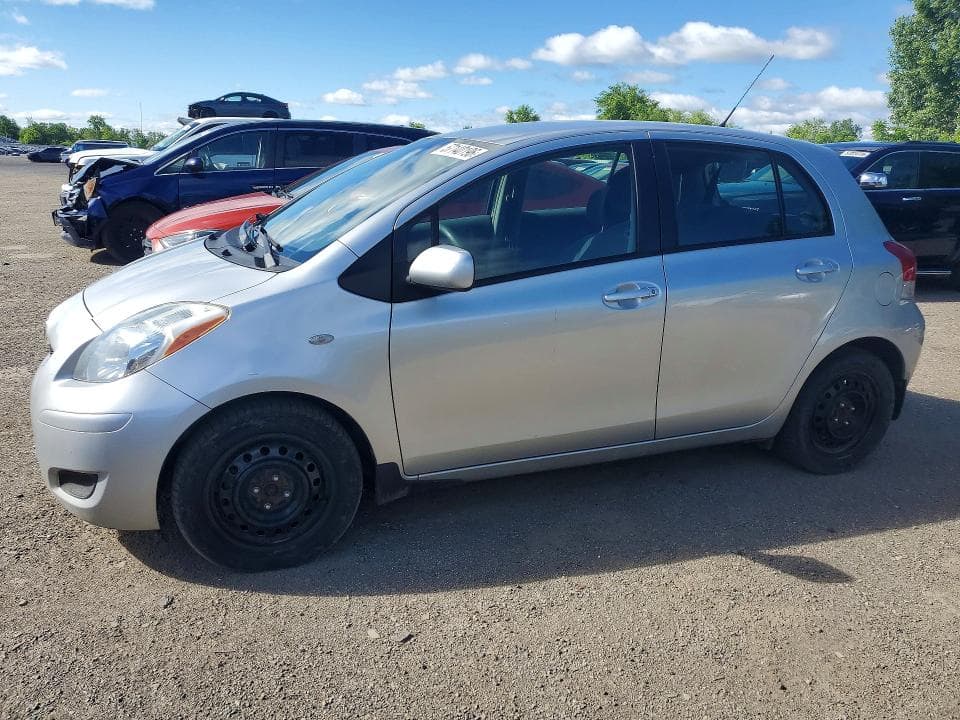 2011 TOYOTA YARIS - 1