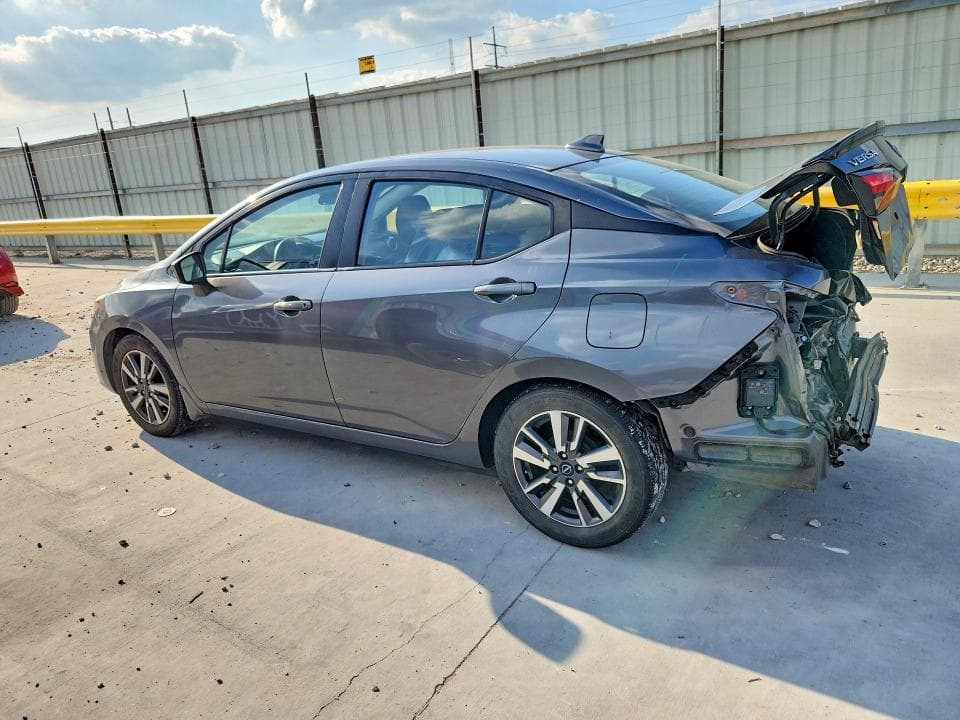 2024 NISSAN VERSA SV 2