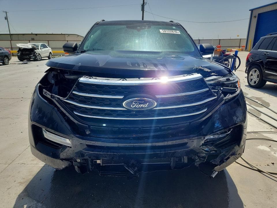 2022 FORD EXPLORER XLT 5