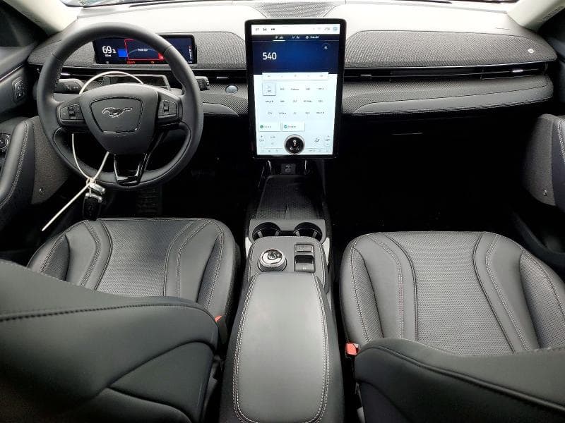 2024 FORD MUSTANG MACH-E PREMIUM 8