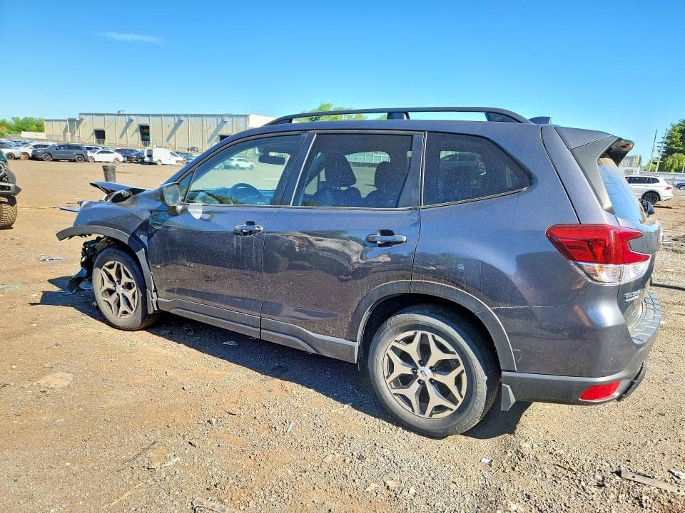 2021 SUBARU FORESTER PREMIUM 2