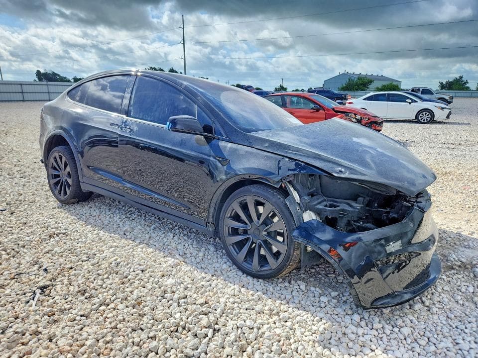 2022 TESLA MODEL X 4