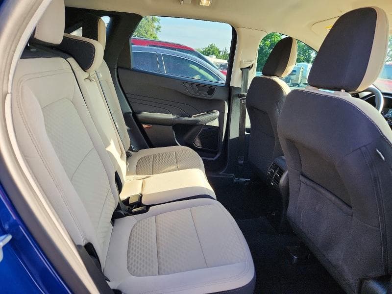 2022 FORD ESCAPE SE 11