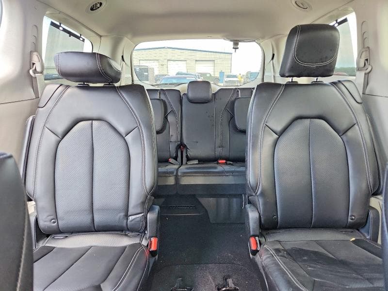2024 CHRYSLER PACIFICA TOURING L 10