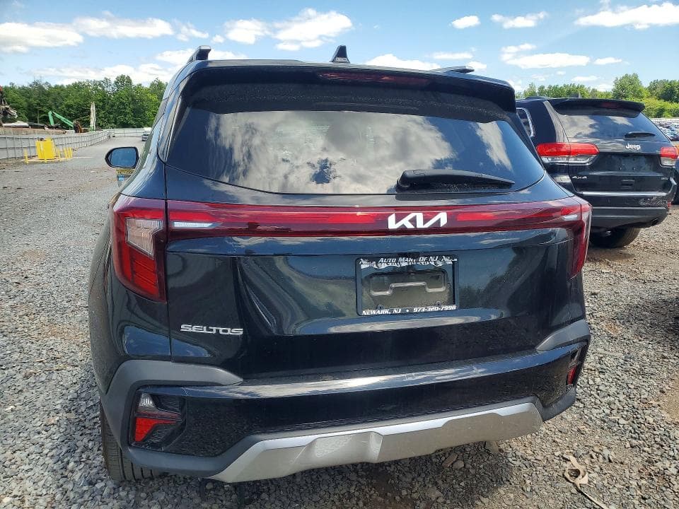 2025 KIA SELTOS S 6