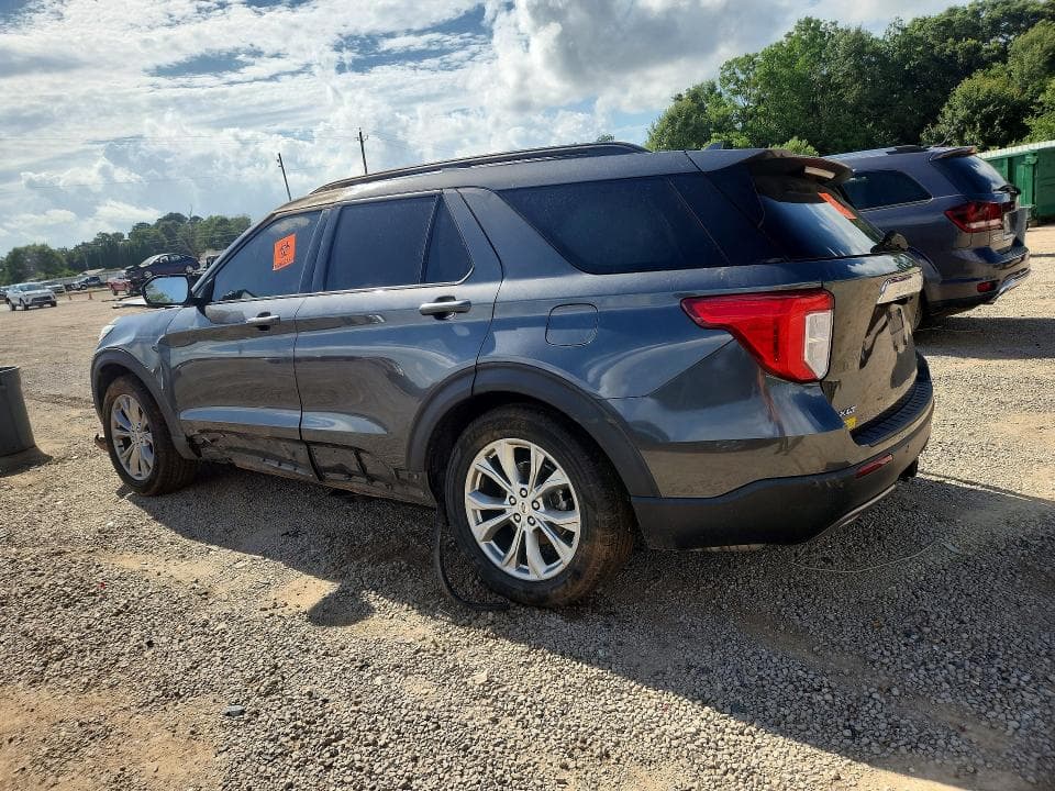 2020 FORD EXPLORER XLT 2