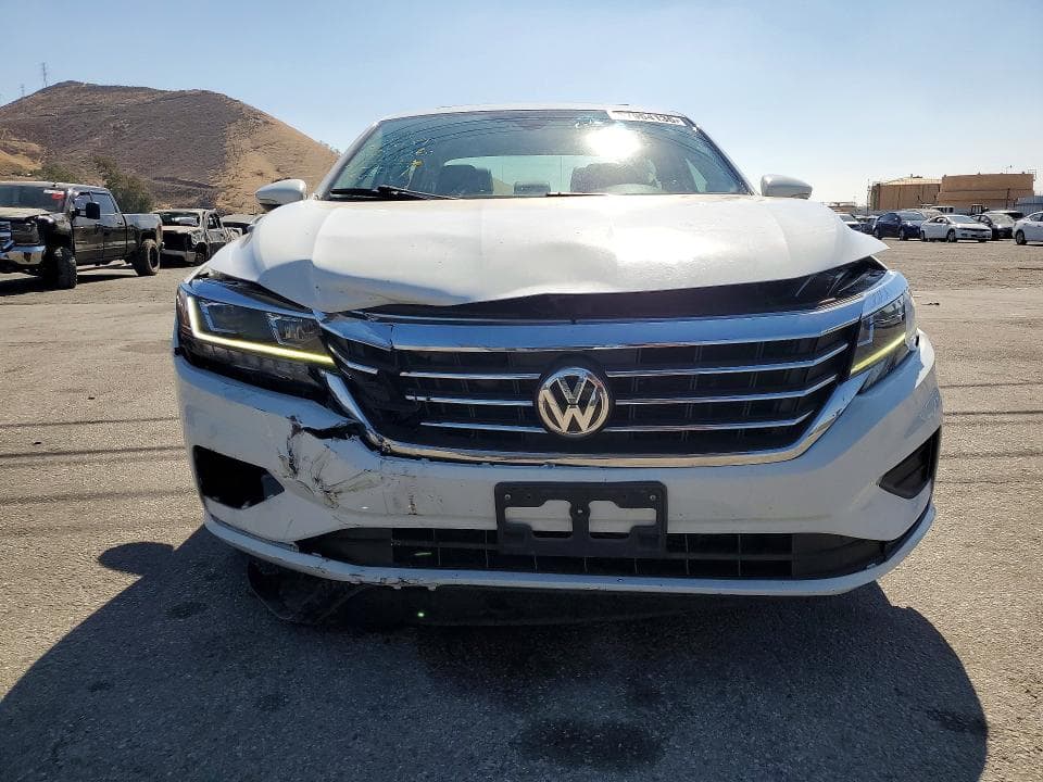 2021 VOLKSWAGEN PASSAT SE 5