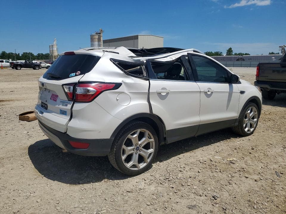 2018 FORD ESCAPE TITANIUM 3