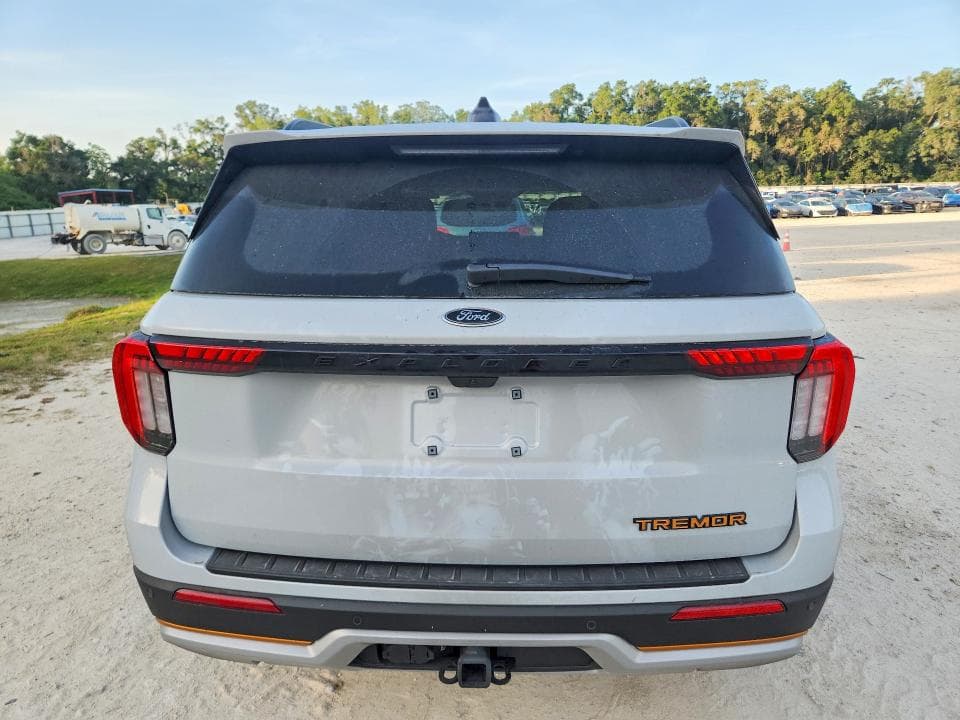 2026 FORD EXPLORER TREMOR 6