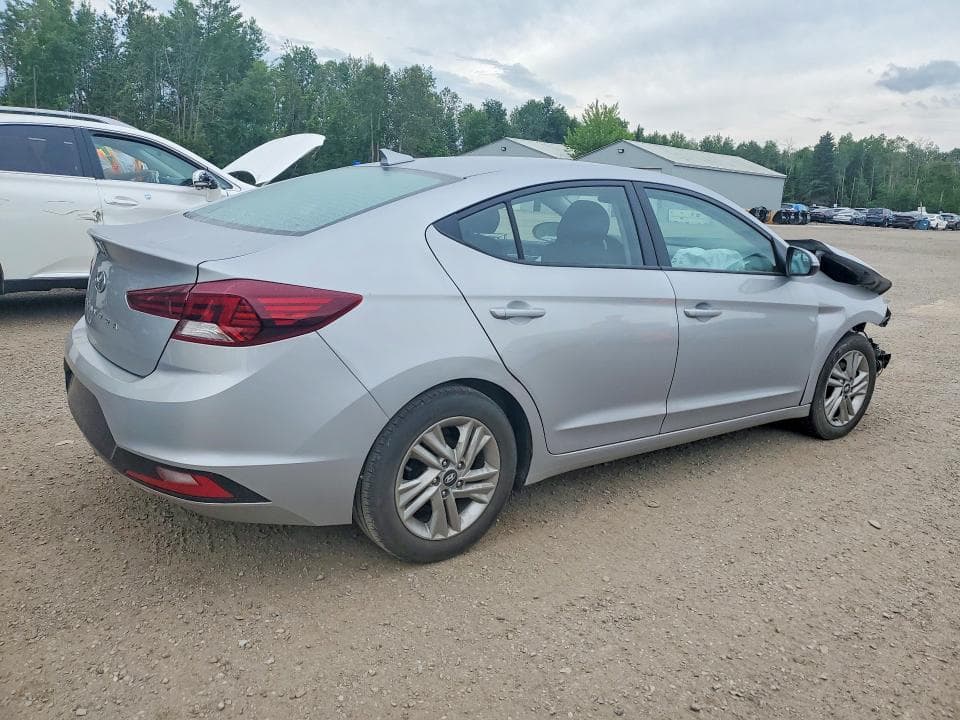 2020 HYUNDAI ELANTRA SEL 3