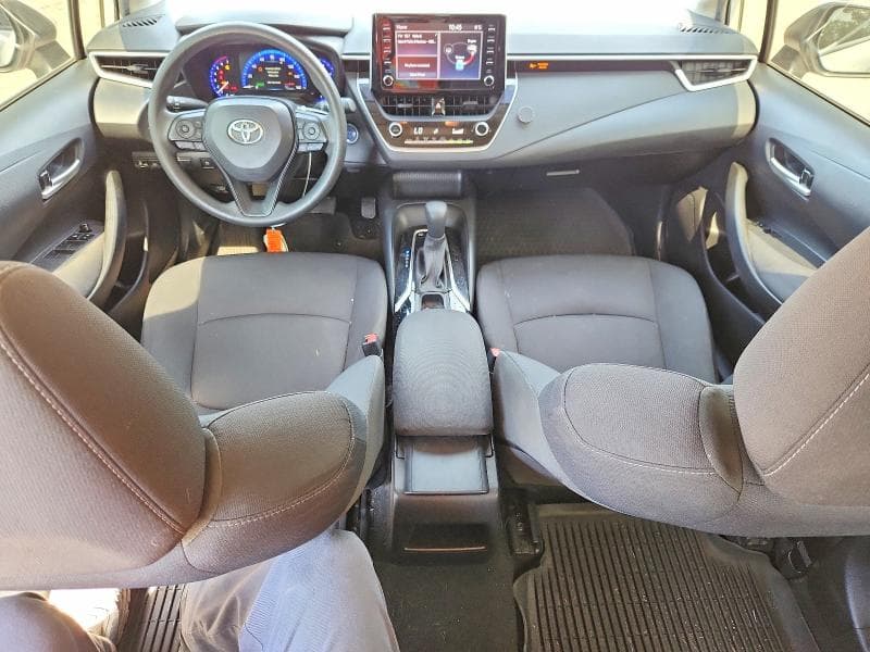 2020 TOYOTA COROLLA LE 8