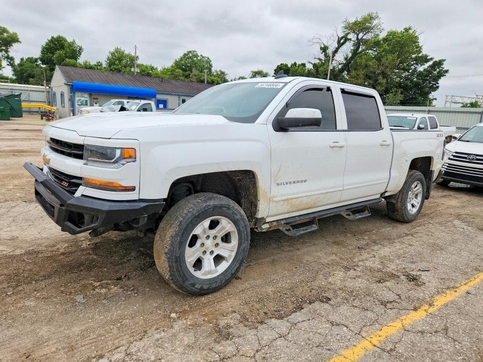 2017 CHEVROLET SILVERADO K1500 LT - 1