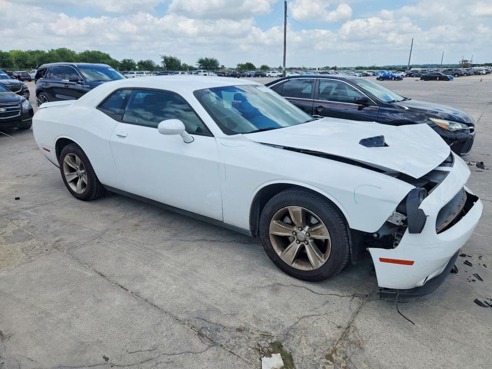 2021 DODGE CHALLENGER SXT 4