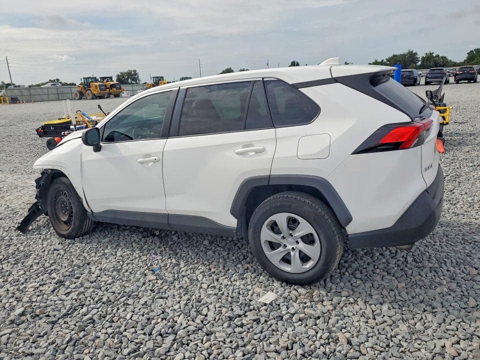 2022 TOYOTA RAV4 LE 2