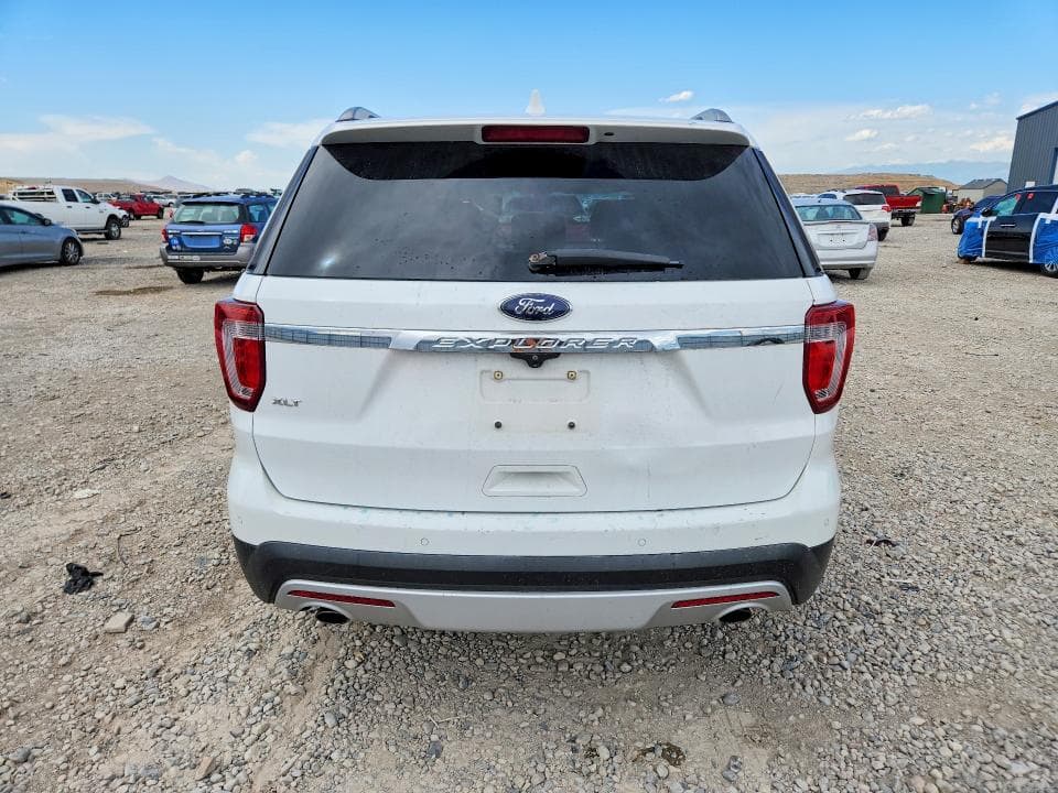 2017 FORD EXPLORER XLT 6