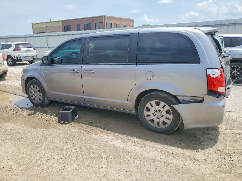 2018 DODGE GRAND CARAVAN SE 2
