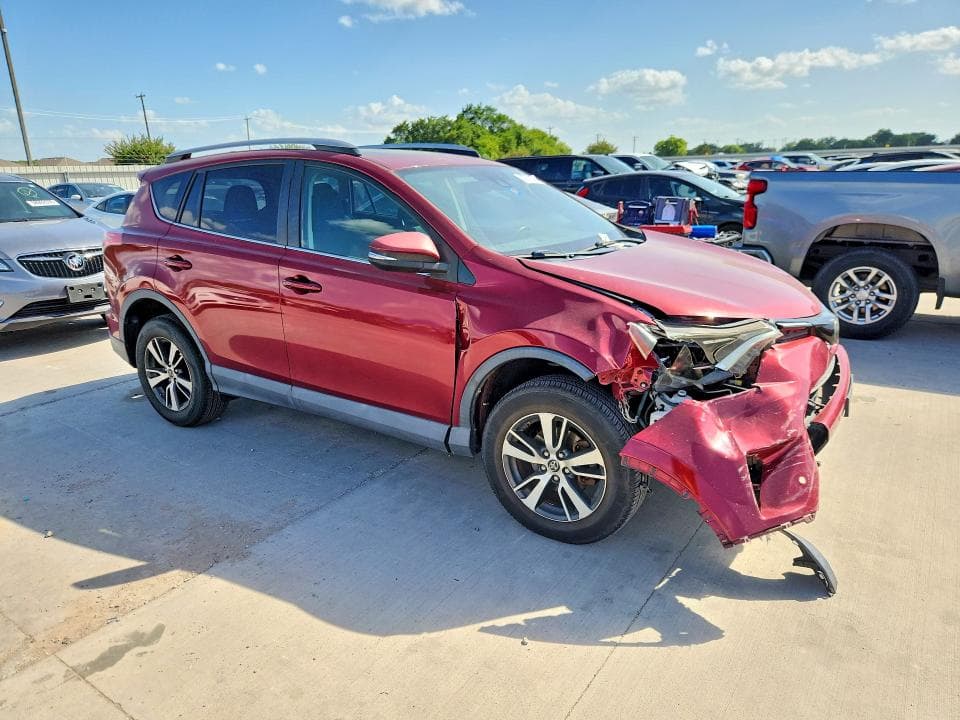 2018 TOYOTA RAV4 XLE 4