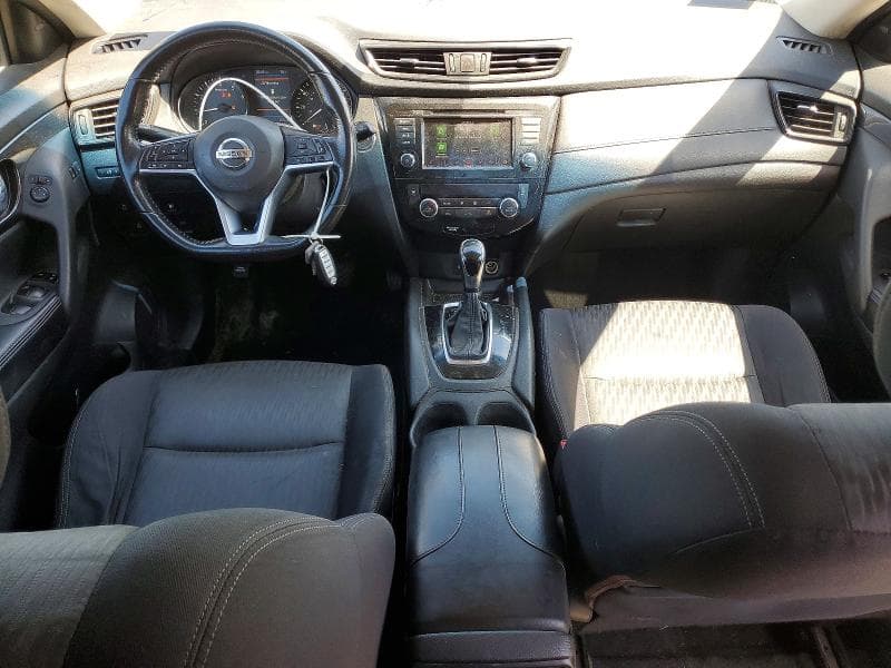 2018 NISSAN ROGUE SV 8