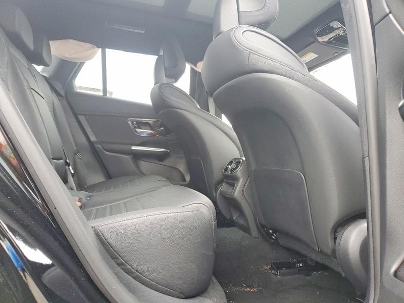 2025 MERCEDES-BENZ GLC 300 11