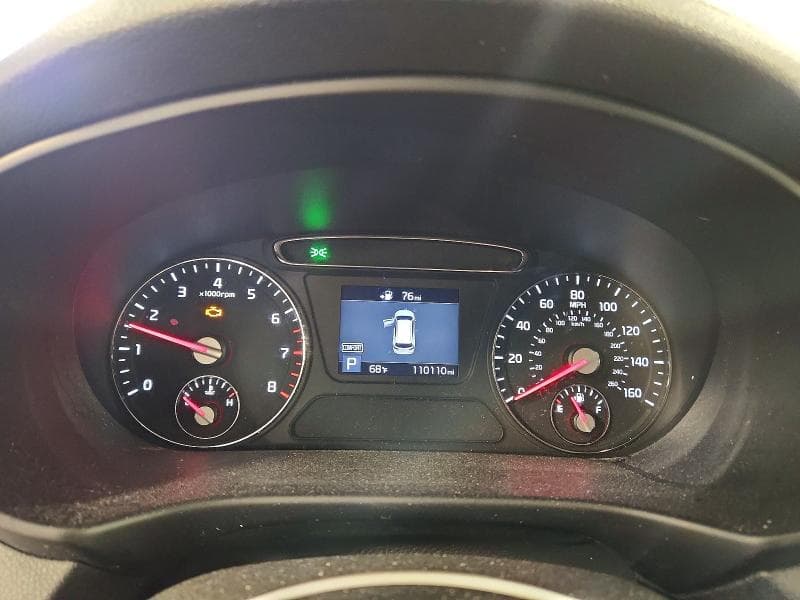 2020 KIA SORENTO S 9