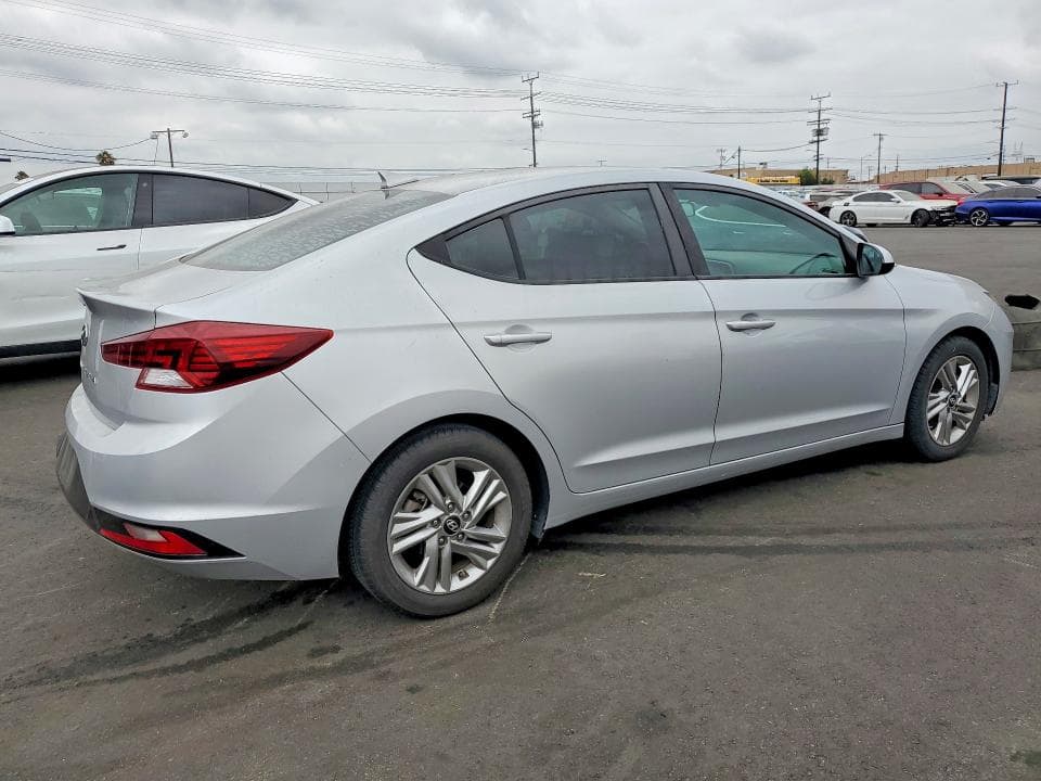 2019 HYUNDAI ELANTRA SEL 3