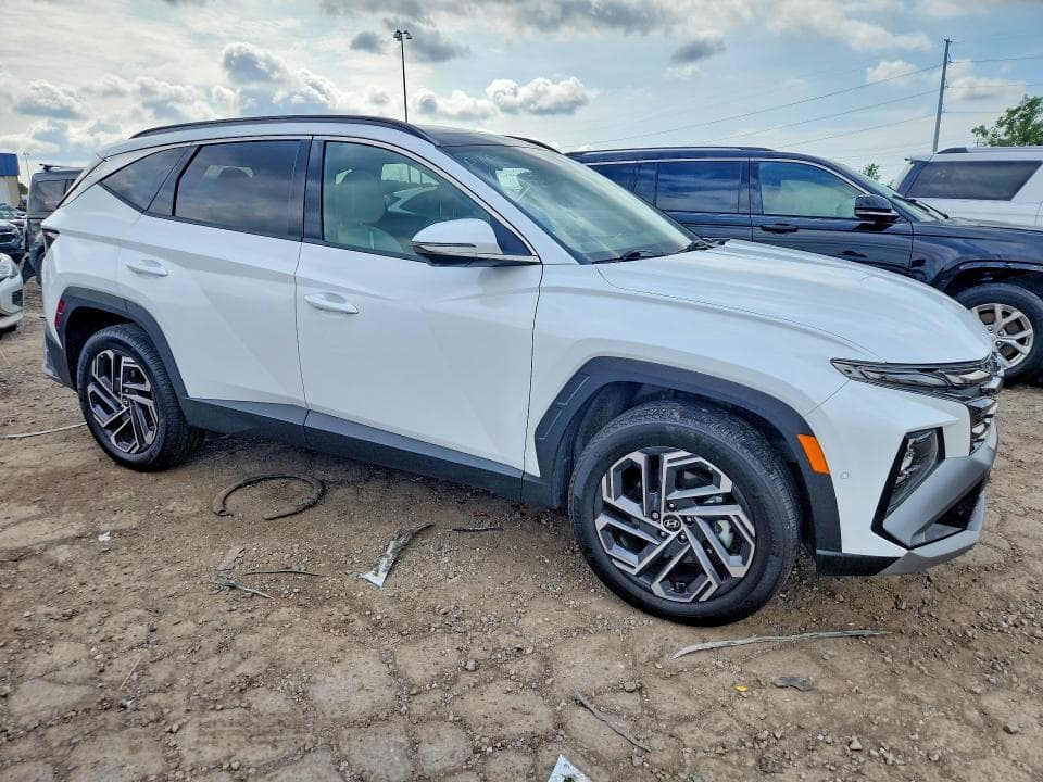 2025 HYUNDAI TUCSON LIMITED 4