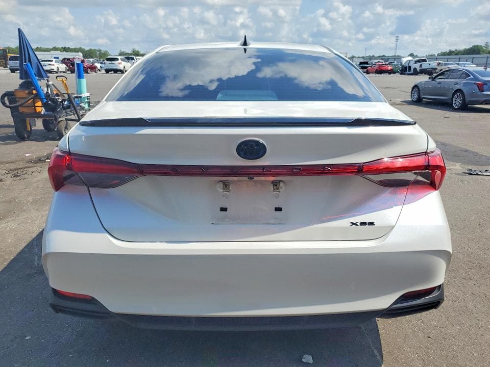 2022 TOYOTA AVALON NIGHT SHADE 6