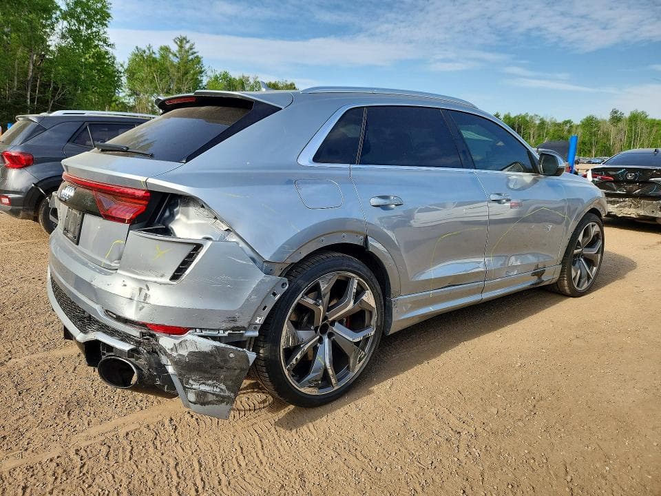 2023 AUDI RS Q8 3
